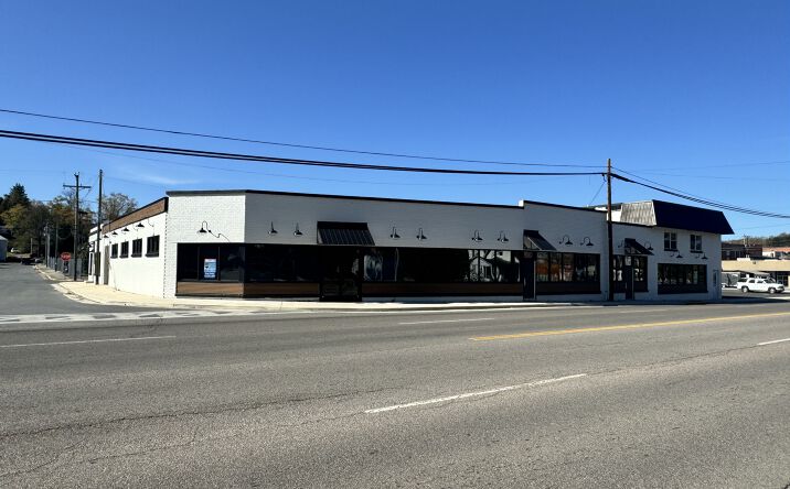 Pictures of Retail, Restaurant, Special Purpose property located at 208 S Commerce St, Marion, VA 24354 for lease - image #1