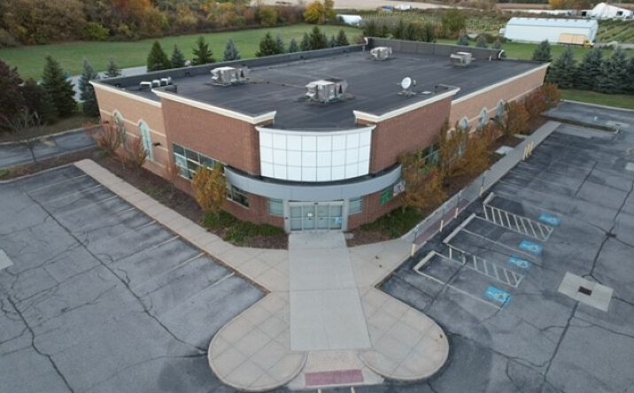 Pictures of Retail, Office, Restaurant property located at 63033 Van Dyke Ave, Washington, MI 48095 for lease - image #1
