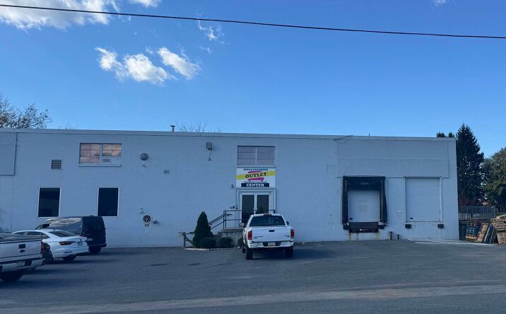 Pictures of Industrial property located at 2500 Gettysburg Rd, Camp Hill, PA 17001 for lease - image #1