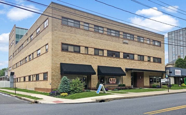 Pictures of Office property located at 35 E Elizabeth Ave, Bethlehem, PA 18018 for lease - image #1