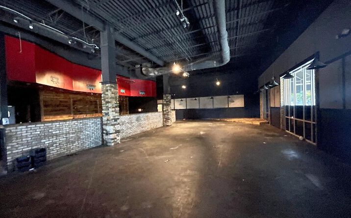 Pictures of Retail, Restaurant property located at 224 Parkstone Pl, Jackson, TN 38305 for lease - image #1