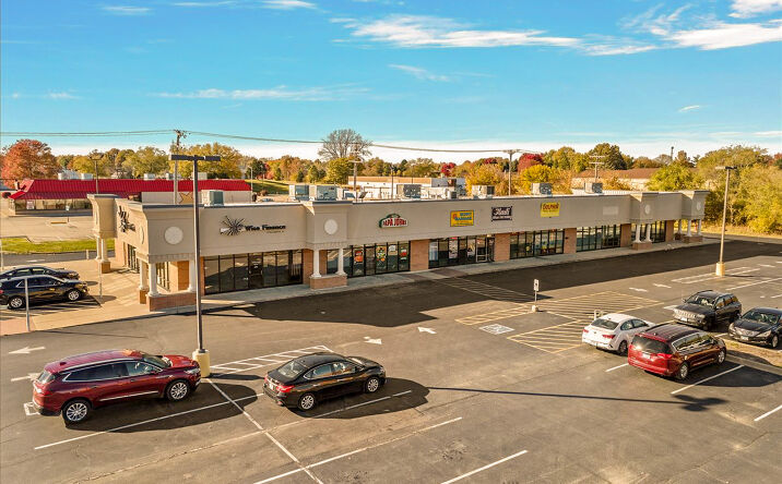 Pictures of Retail property located at 2601 Adlai Stevenson Dr, Springfield, IL 62703 for lease - image #1