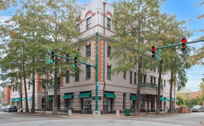 Pictures of Office property located at 100 E Vermilion St, Lafayette, LA 70501 for lease - image #1