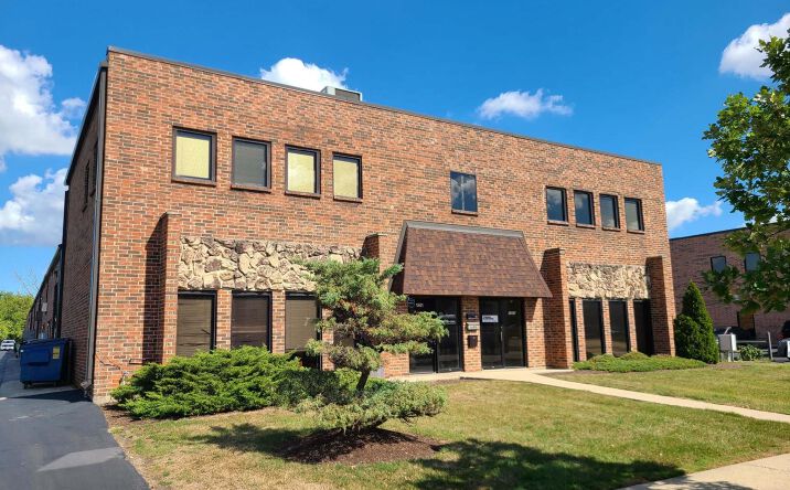 Pictures of Industrial property located at 1511 Industrial Dr, Itasca, IL 60143 for lease - image #1
