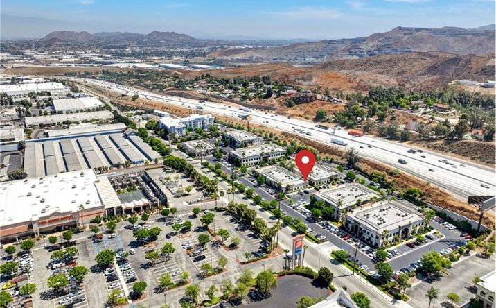 Pictures of Retail property located at 2079 Compton Ave, Corona, CA 92881 for lease - image #1