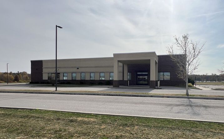 Pictures of Retail, Office property located at 1705 E Industrial Dr, Terre Haute, IN 47802 for lease - image #1