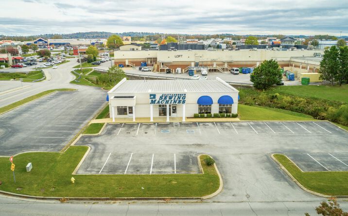 Pictures of Retail, Office property located at 2200 Hamilton Pl Blvd, Chattanooga, TN 37421 for lease - image #1