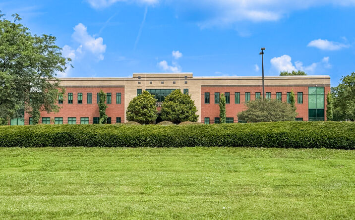 Pictures of Office property located at 9700 Ormsby Station Rd, Louisville, KY 40223 for lease - image #1