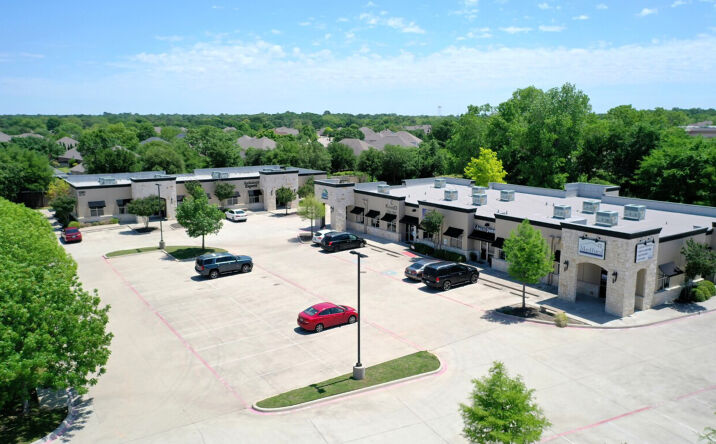 Pictures of Office property located at 1261 – 1281 W. Green Oaks Blvd, Arlington, TX 76013 for lease - image #1