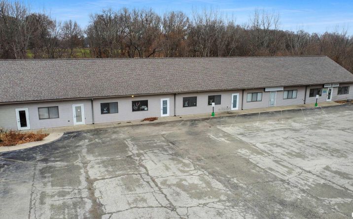 Pictures of Land, Office, Retail property located at 10112 W DUBOIS Road, Edwards, IL 61528 for lease - image #1