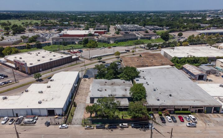 Pictures of Office, Industrial, Special Purpose property located at 6626 Supply Row, Houston, TX 77011 for lease - image #1