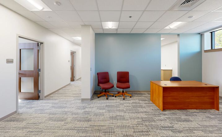 Pictures of Office property located at 245 SW Macvicar Ave, Topeka, KS 66606 for sales - image #1