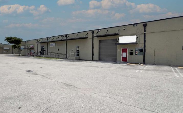 Pictures of Industrial property located at 7206 NW 72nd Ave, Miami, FL 33166 for lease - image #1