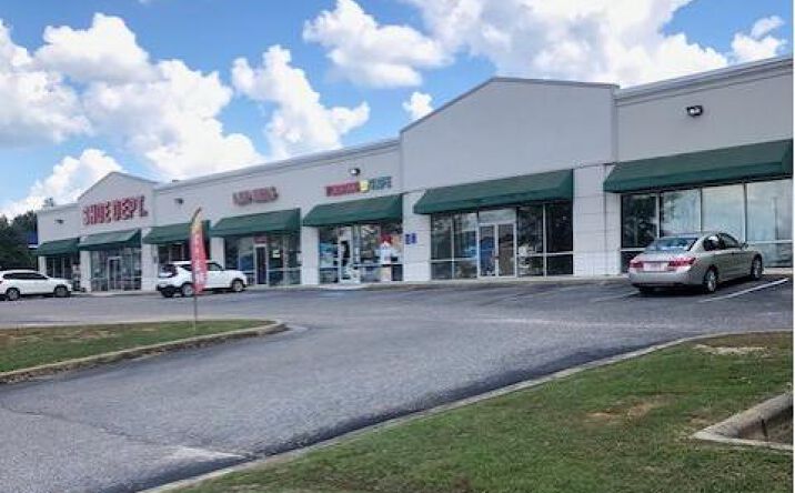 Pictures of Retail property located at 1971 M L King Jr Expy, Andalusia, AL 36420 for lease - image #1