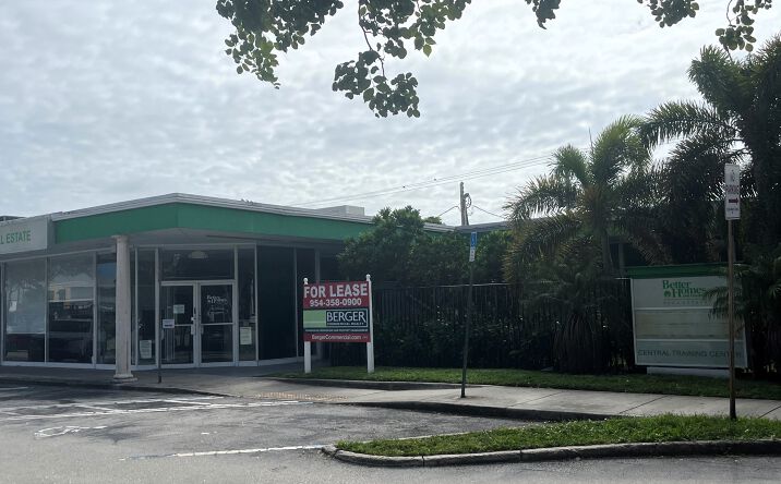 Pictures of Office property located at 2700 E Oakland Park Blvd, Fort Lauderdale, FL 33306 for lease - image #1