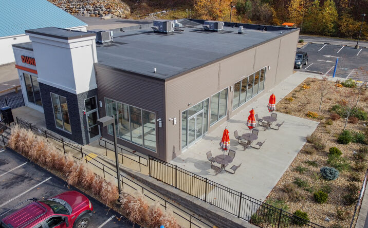 Pictures of Retail property located at 223 Daniel Webster Hwy, Belmont, NH 03220 for lease - image #1