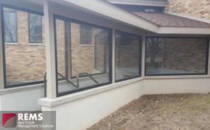 Pictures of Office property located at 1136 E Main St, Reedsburg, WI 53959 for lease - image #1