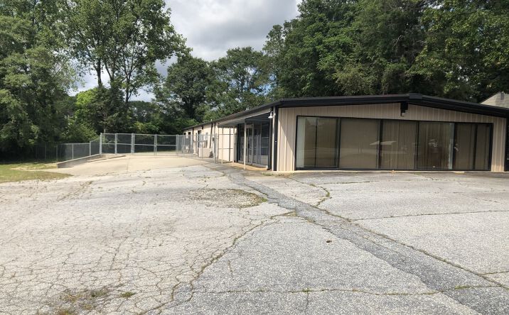 Pictures of Industrial property located at 2251 S Pine St, Spartanburg, SC 29302 for lease - image #1