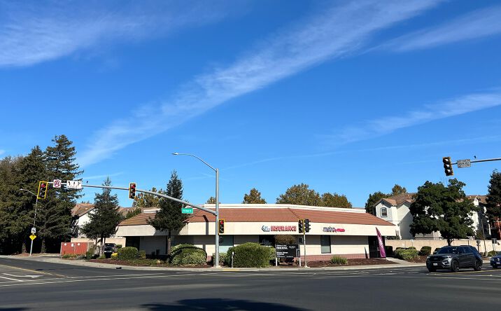 Pictures of Retail, Office property located at 2202 W Texas St, Fairfield, CA 94533 for lease - image #1