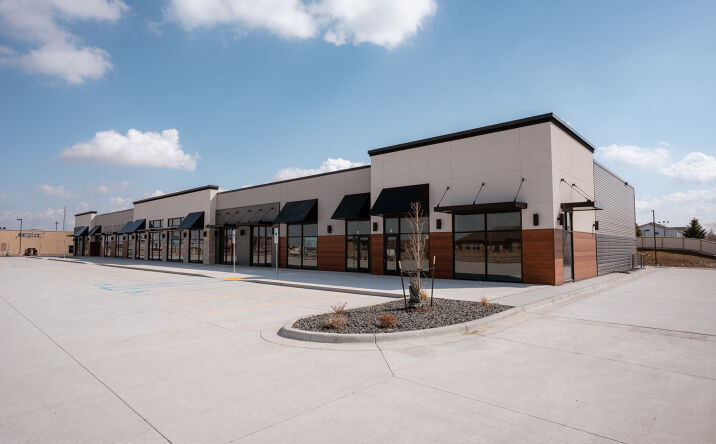 Pictures of Retail, Office, Restaurant property located at 4266 32nd Ave S, Fargo, ND 58104 for lease - image #1
