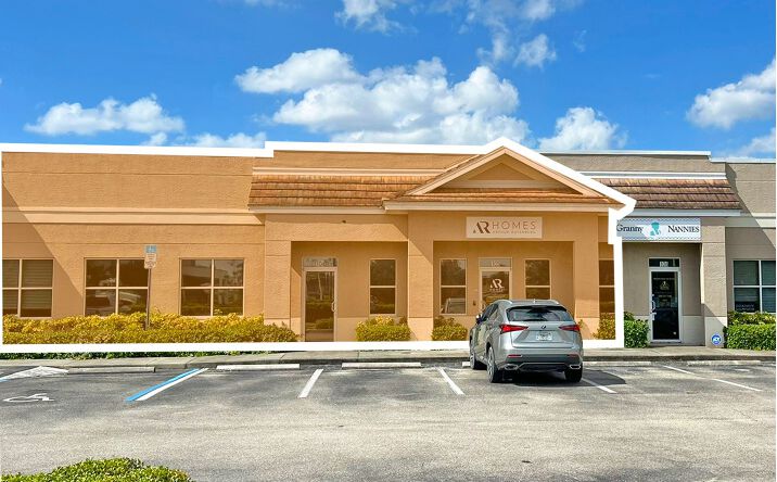 Pictures of Office property located at 4300 Ford St, Fort Myers, FL 33916 for lease - image #1