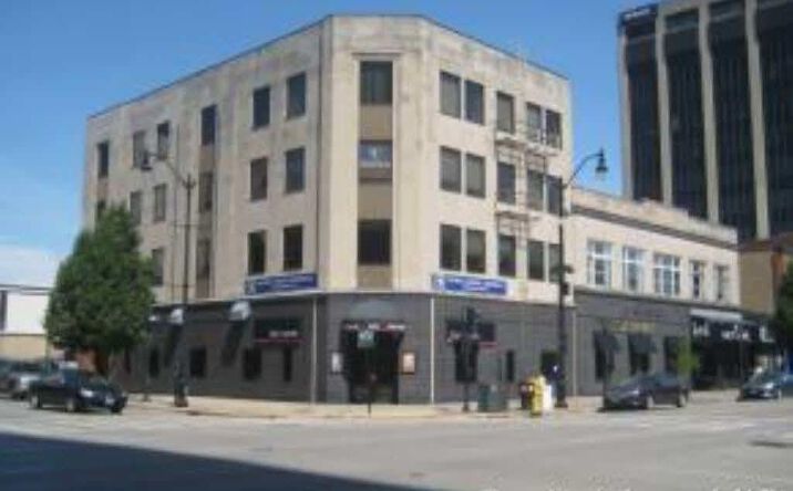 Pictures of Office property located at 427 MONROE Street #Ground level, Springfield, IL 62701 for lease - image #1