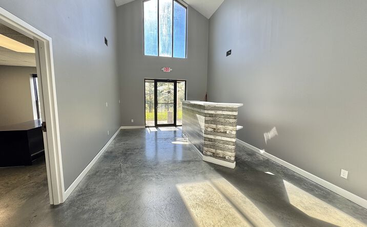 Pictures of Office property located at 444 Jones-Franklin Rd, Morristown, TN 37813 for lease - image #1