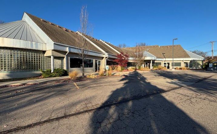 Pictures of Office property located at 2100 S Main St, Ann Arbor, MI 48103 for lease - image #1