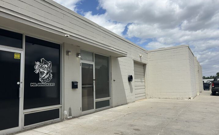 Pictures of Industrial property located at 8609 I St, Omaha, NE 68127 for lease - image #1
