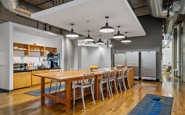Pictures of Office property located at 6350 Santa Monica Blvd, Los Angeles, CA 90038 for lease - image #1
