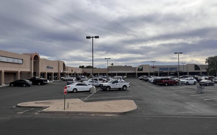 Pictures of Retail, Restaurant property located at 1922 E Irvington Rd, Tucson, AZ 85714 for sales - image #1