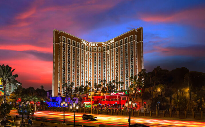 Pictures of Retail, Restaurant, Special Purpose property located at 3300 Las Vegas Blvd S, Las Vegas, NV 89109 for lease - image #1