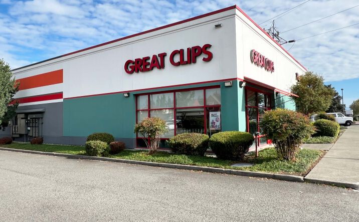 Pictures of Retail property located at 16783 SE 272nd St, Covington, WA 98042 for lease - image #1