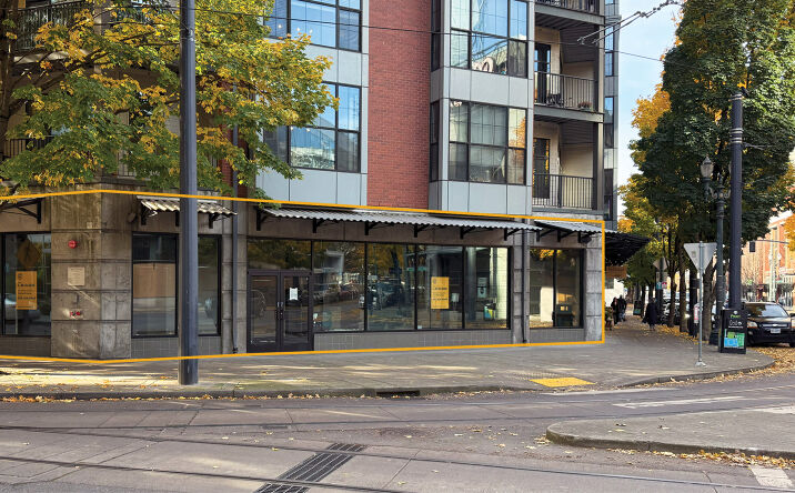 Pictures of Retail, Restaurant property located at 1102 NW Lovejoy St, Portland, OR 97209 for lease - image #1
