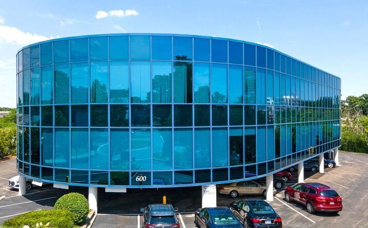 Pictures of Office property located at 600 Enterprise Dr, Oak Brook, IL 60523 for lease - image #1