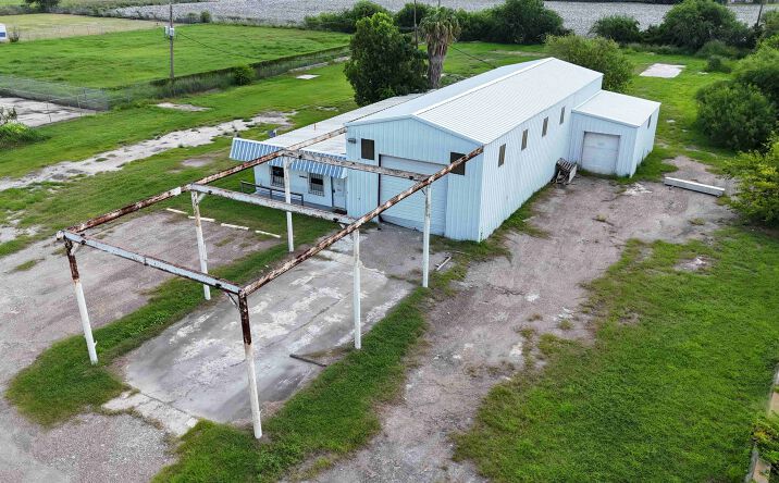 Pictures of Industrial property located at 1220 S Navigation Blvd, Corpus Christi, TX 78405 for lease - image #1