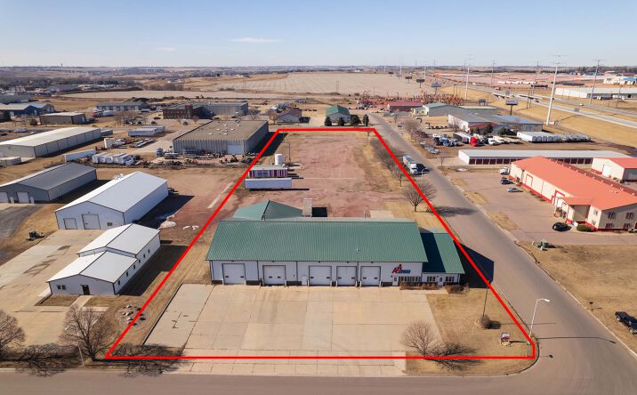 Pictures of Industrial property located at 1015 N. 9th Avenue, Brandon, SD 57005 for lease - image #1