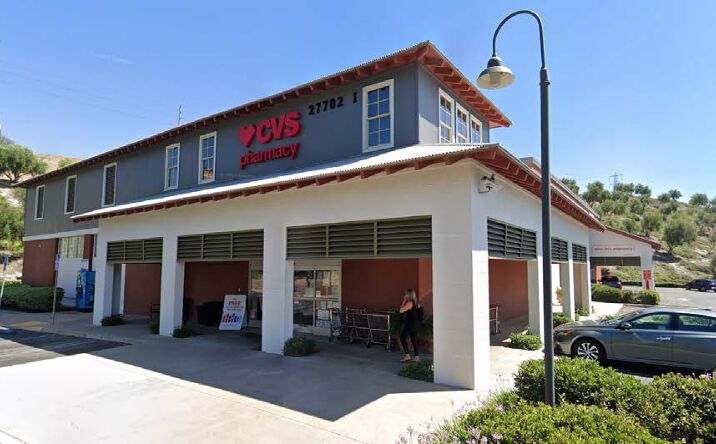 Pictures of Retail property located at 27702 Crown Valley Pkwy, Ladera Ranch, CA 92694 for lease - image #1