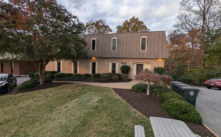 Pictures of Office property located at 1928 Thomson Dr, Lynchburg, VA 24501 for lease - image #1