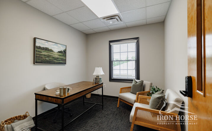 Pictures of Office property located at 1741 Hog Mountain Rd, Watkinsville, GA 30677 for lease - image #1
