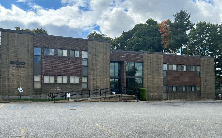 Pictures of Office property located at 200 Lincoln St, Worcester, MA 01605 for lease - image #1