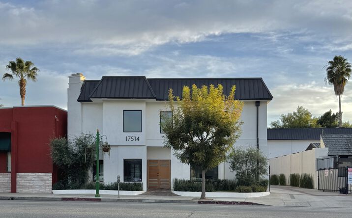 Pictures of Office property located at 17514 Ventura Blvd, Los Angeles, CA 91316 for lease - image #1