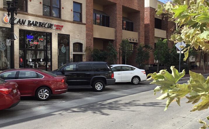 Pictures of Retail, Office property located at 414 W 4th St, Santa Ana, CA 92701 for lease - image #1
