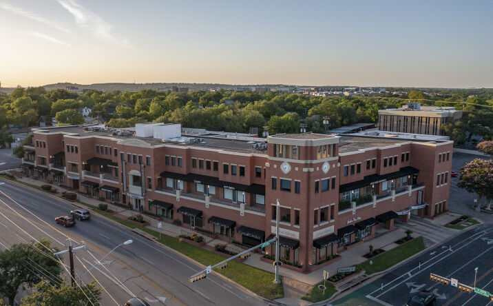 Pictures of Retail, Office property located at 3500 Jefferson St, Austin, TX 78731 for lease - image #1
