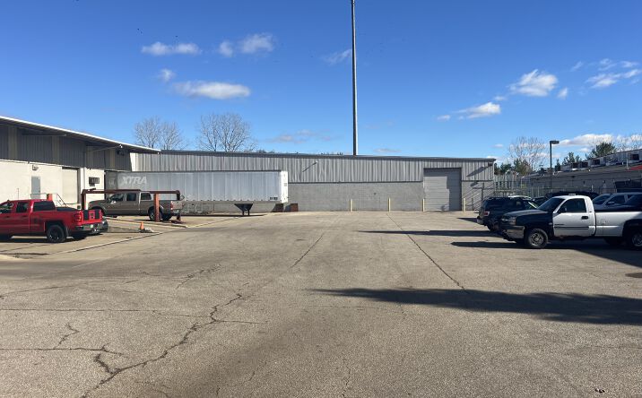Pictures of Industrial property located at 4001 Pearl Rd, Medina, OH 44256 for lease - image #1