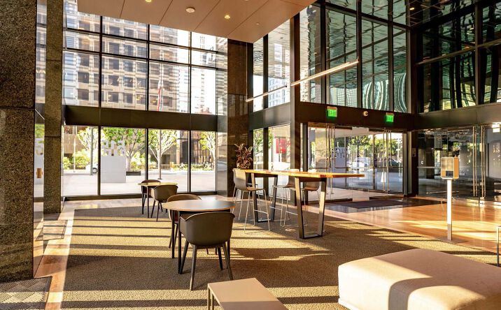 Pictures of Retail, Office property located at 515 S Figueroa St, Los Angeles, CA 90071 for lease - image #1