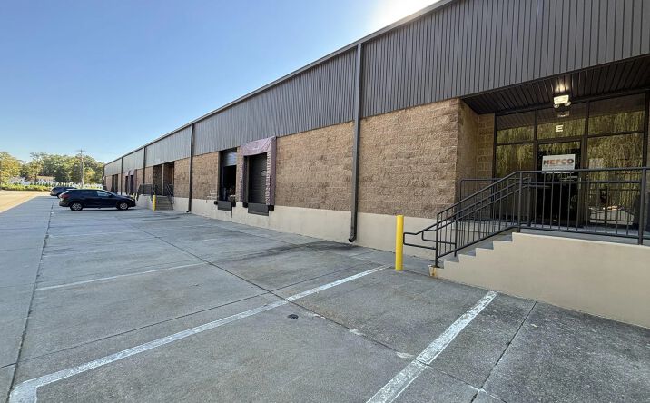 Pictures of Industrial property located at 500 Davistown Rd, Gloucester Township, NJ 08012 for lease - image #1