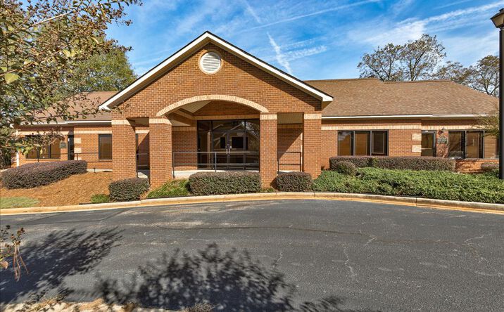 Pictures of Office property located at 1210 Pennsylvania Ave, McDonough, GA 30253 for lease - image #1