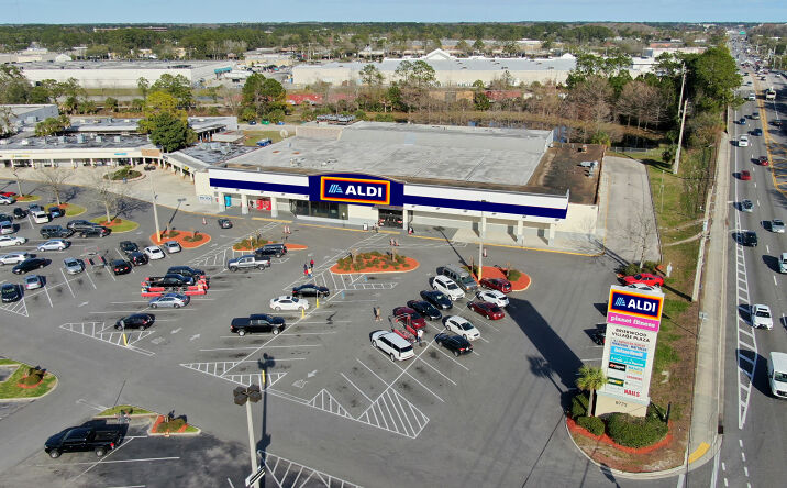 Pictures of Retail property located at 8661-8775 Old Kings Road, Jacksonville, FL 32217 for lease - image #1