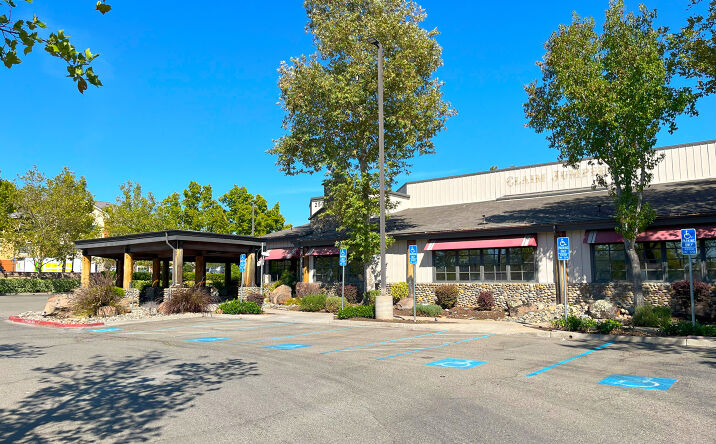 Pictures of Retail property located at 250 Harding Blvd, Roseville, CA 95678 for lease - image #1